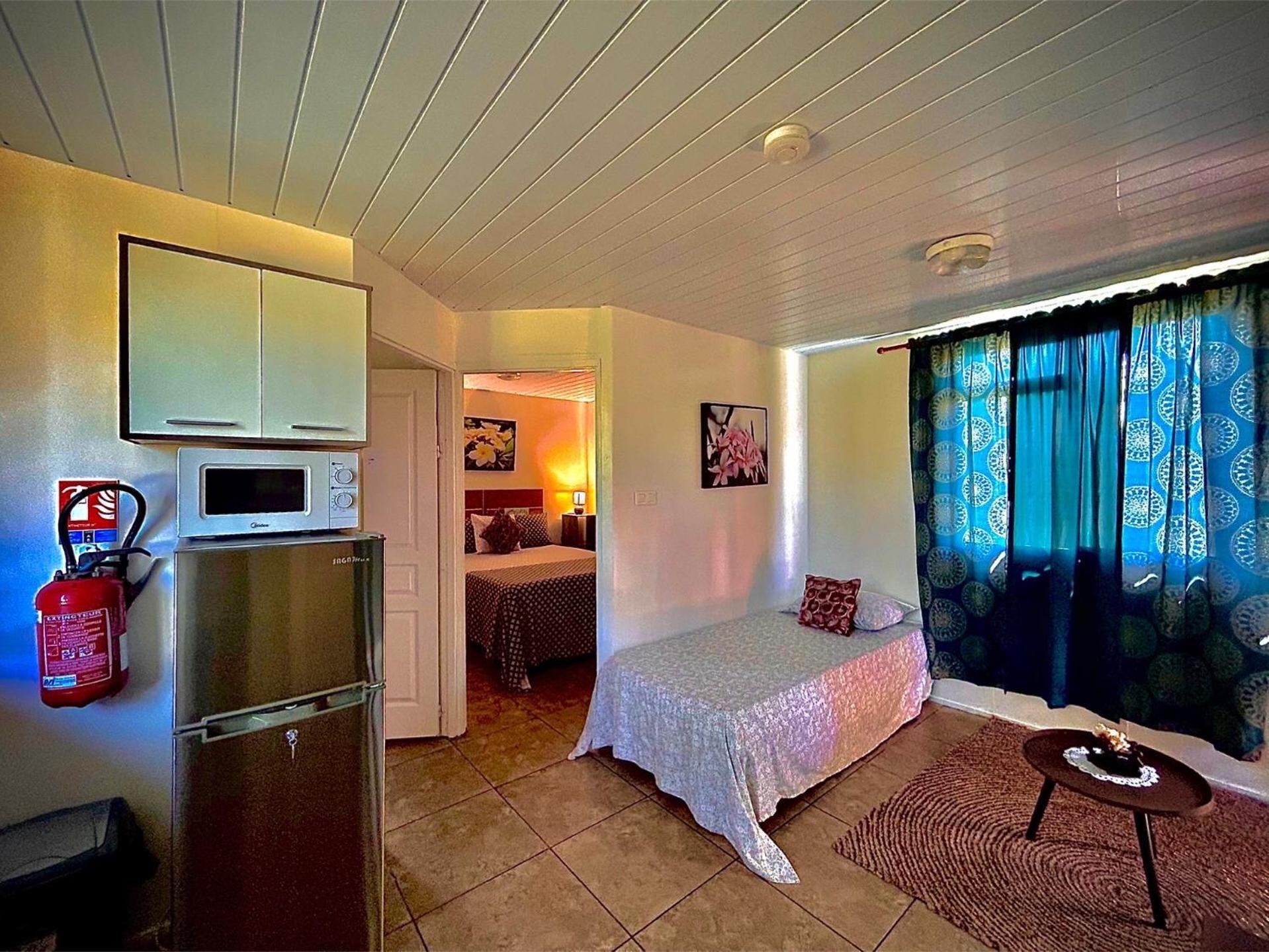 Hotel Chez Tamatuamai à Avatoru Extérieur photo