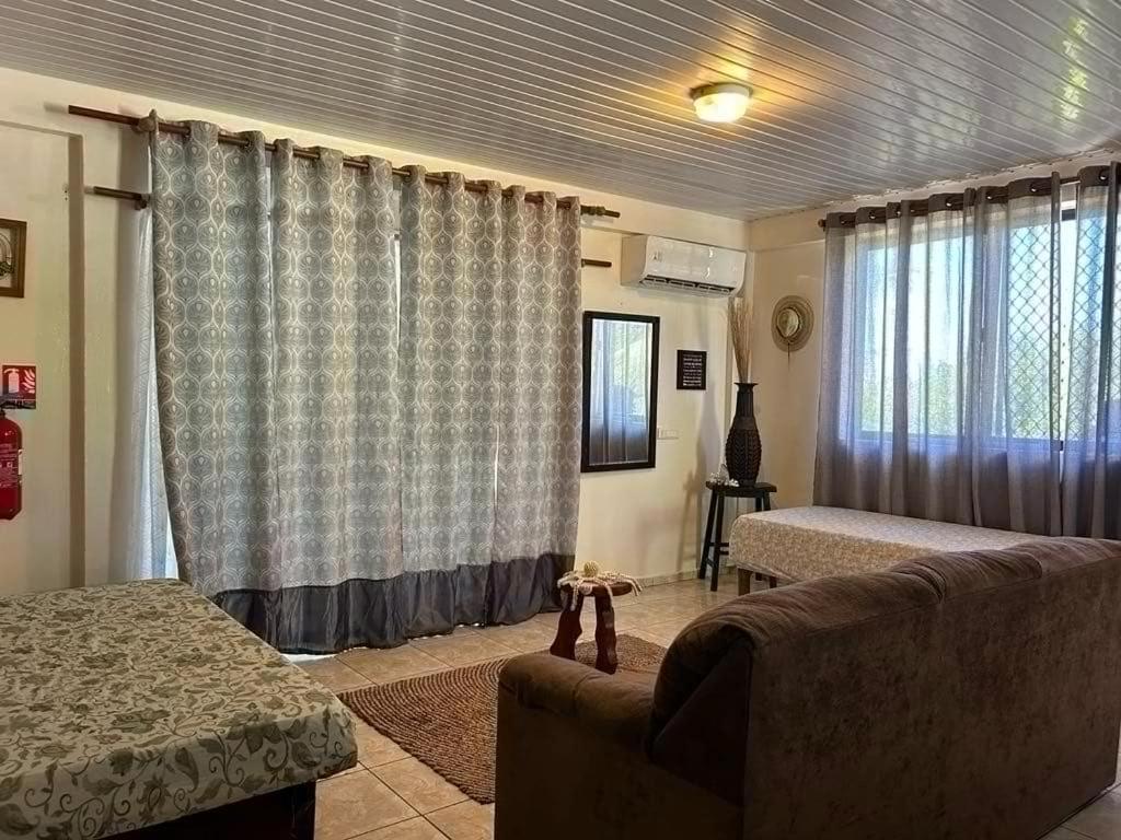 Hotel Chez Tamatuamai à Avatoru Extérieur photo