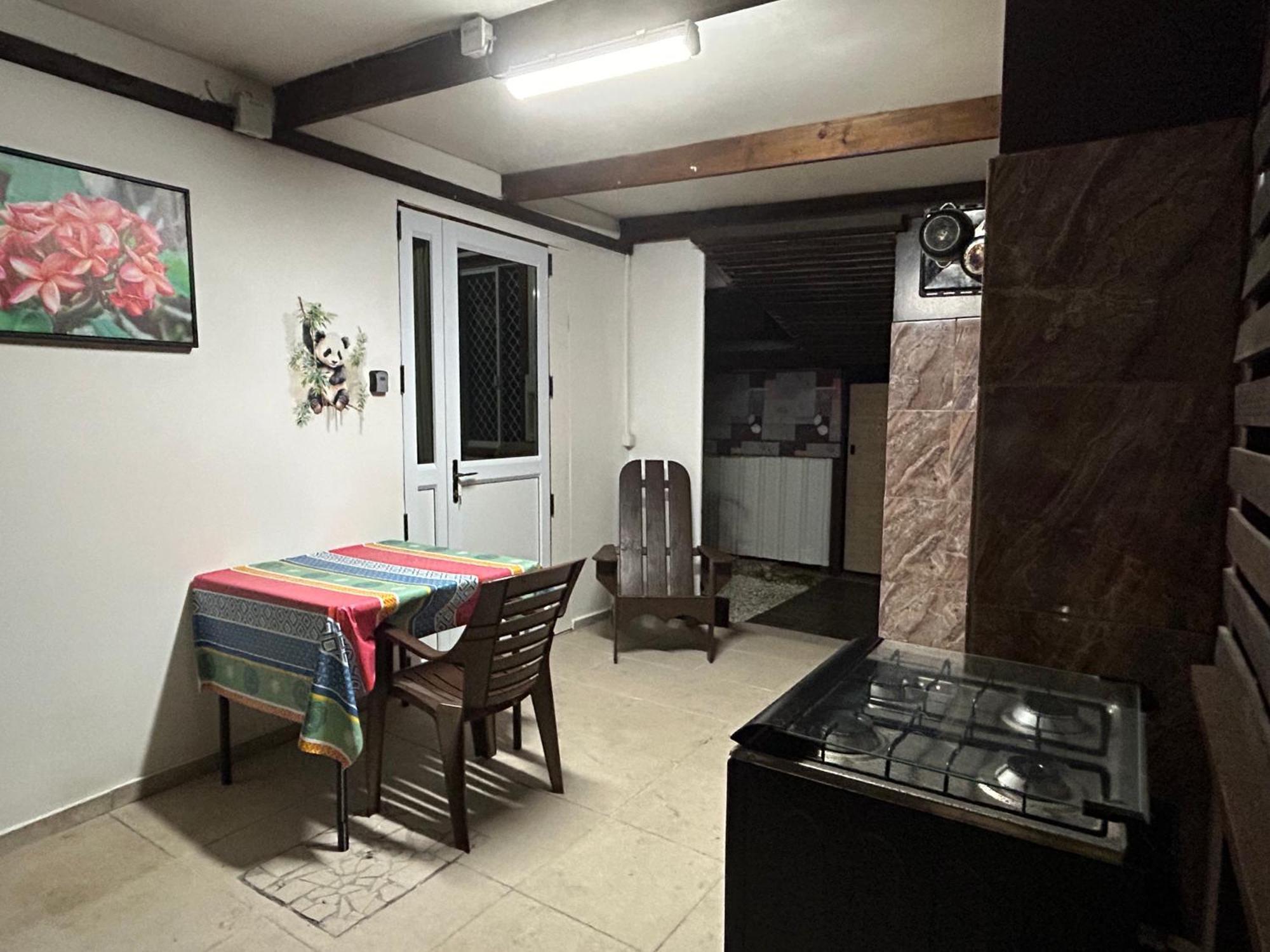 Hotel Chez Tamatuamai à Avatoru Extérieur photo