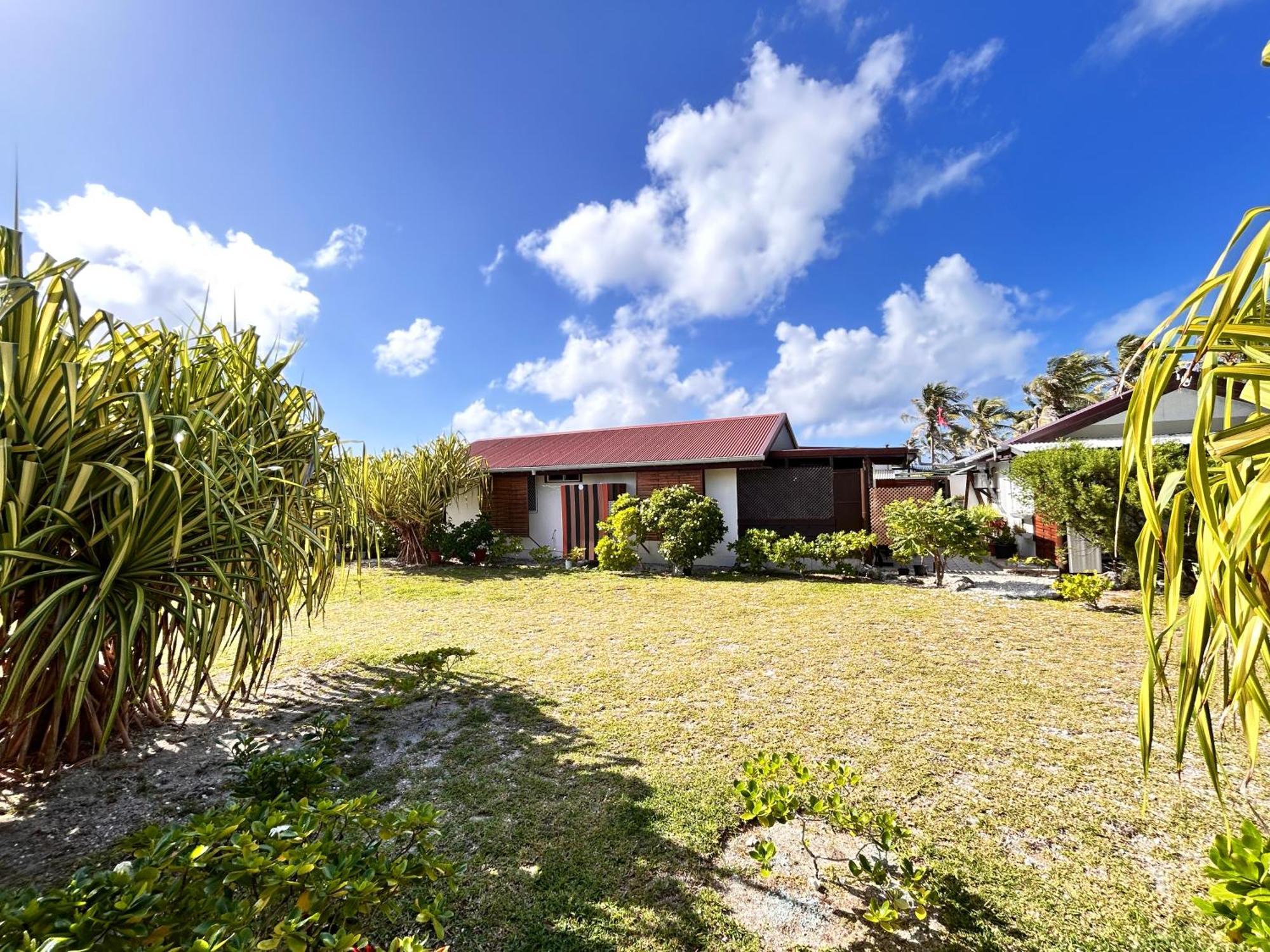 Hotel Chez Tamatuamai à Avatoru Extérieur photo